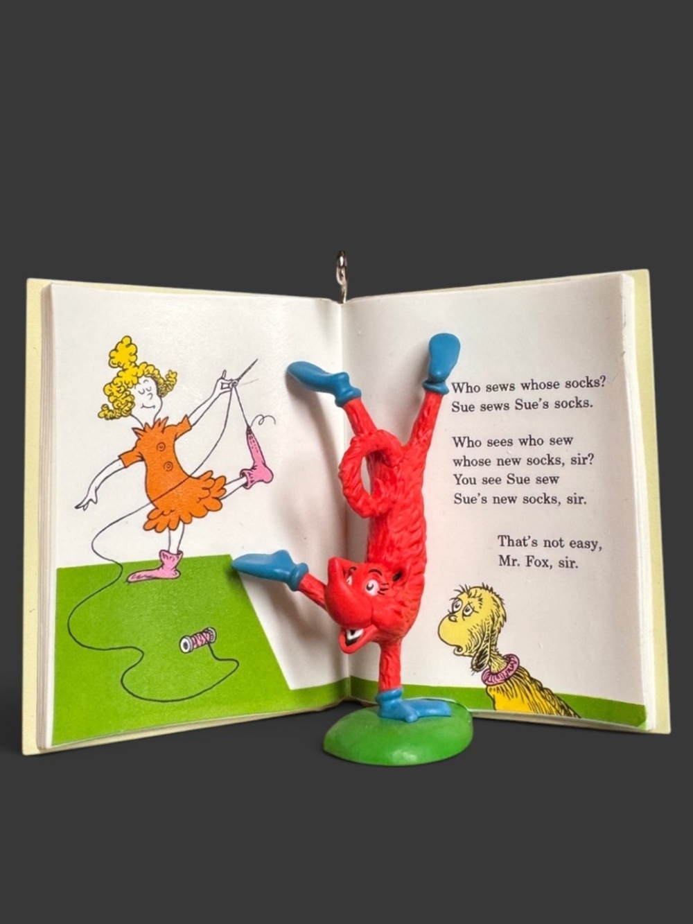 Hallmark 2023 Dr Seuss Fox in Socks Christmas Ornament NIB - Picture 5 of 15